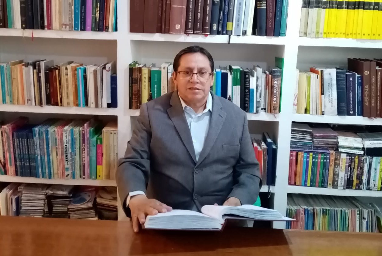 El método ecléctico analógico y la lengua latina – Juvenal Cruz Vega
