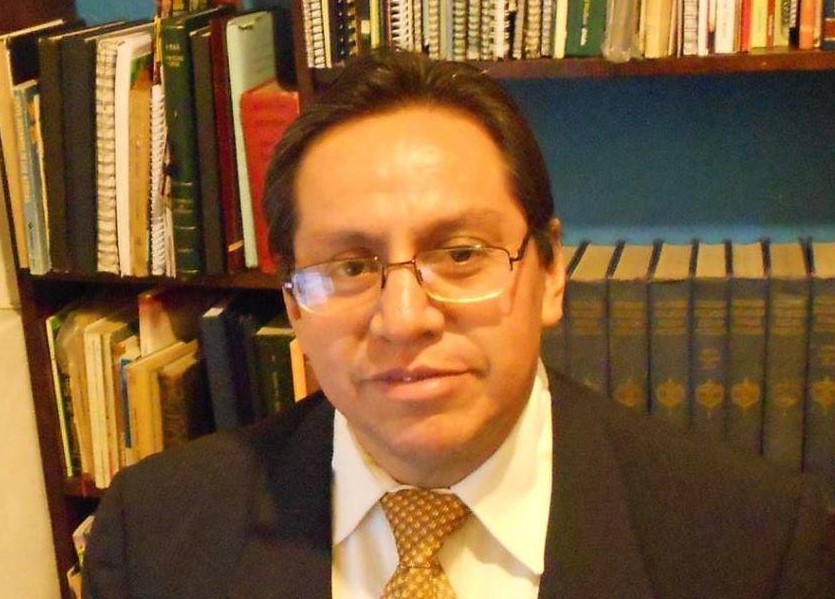 Análisis y síntesis del verbo grecolatino – Juvenal Cruz Vega