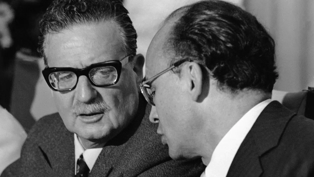 Echeverría y Allende, medio siglo después – Juan de Dios Andrade