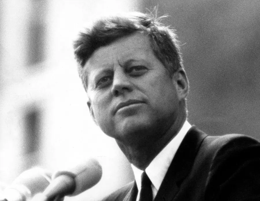 Kennedy, Brzezinski y el ascenso de una nueva élite – Juan de Dios Andrade
