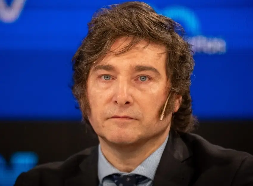 Javier Milei o el retorno del olvido – Juan de Dios Andrade