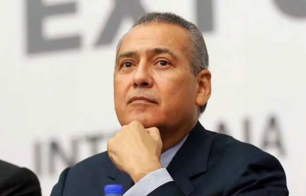 Manlio Fabio, el momento de los generales – Juan de Dios Andrade